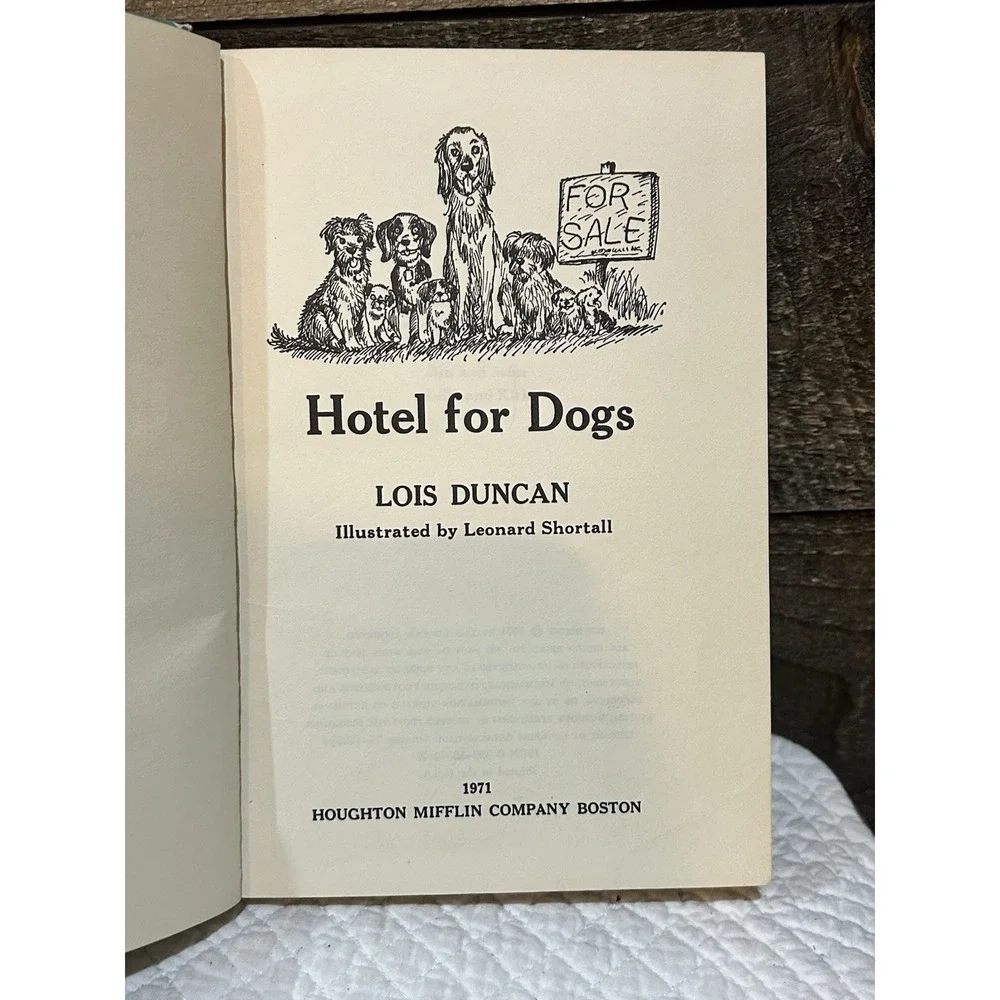 Hotel For Dogs Lois Duncan Hardcover 1971 Weekly Reader Children's Book Club
